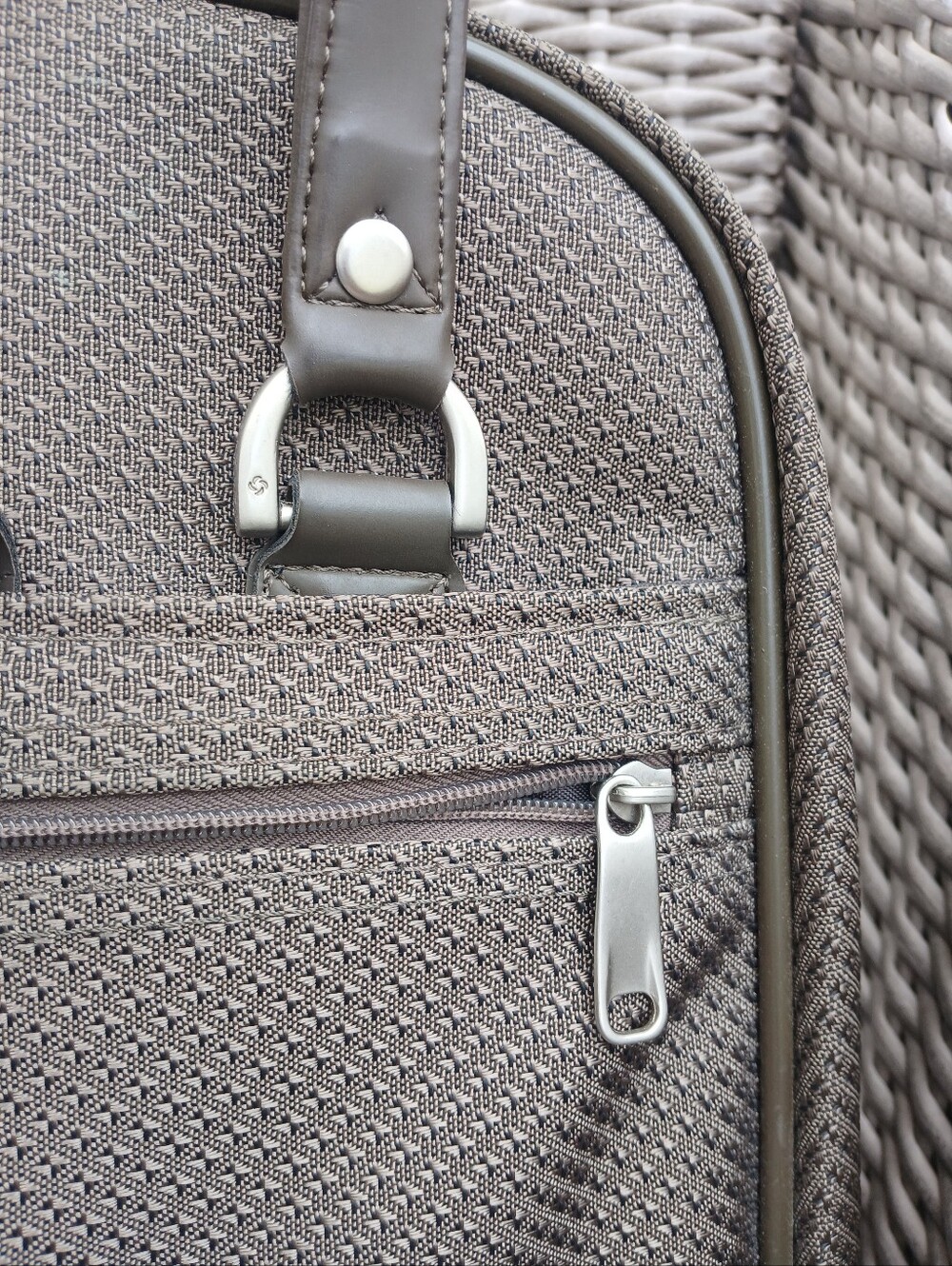 Samsonite Taupe-Brown Structured Textured Bag - Picture 10 of 15